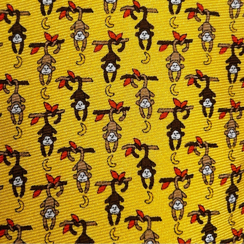 Jos A. Bank NWOT men’s yellow upside down monkey print silk necktie